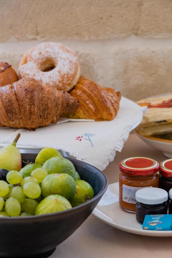 U Ceccenate Bed & Breakfast Montalbano  Bagian luar foto